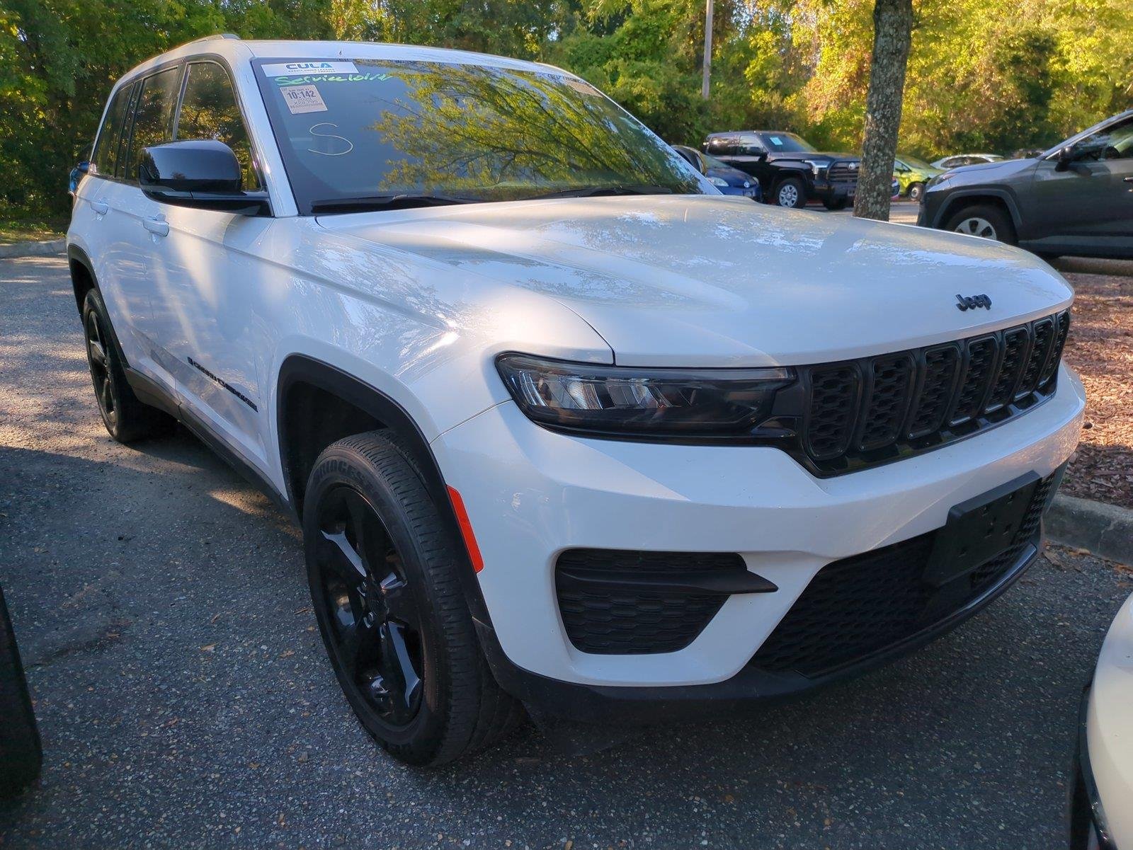 Used 2023 Bright White Clearcoat Jeep Altitude X image 1