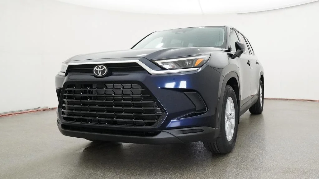 New 2026 Blueprint Toyota Hybrid XLE image 21