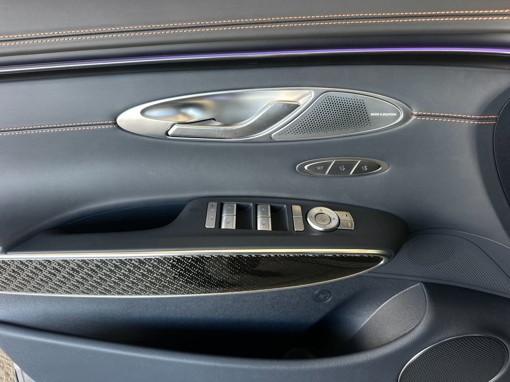 2026 GENESIS GV70 Sport Prestige - Photo 11