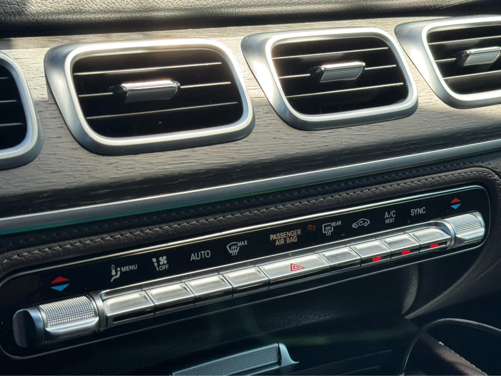 Used 2022 Lunar Blue Metallic Mercedes-Benz GLS 450 image 16