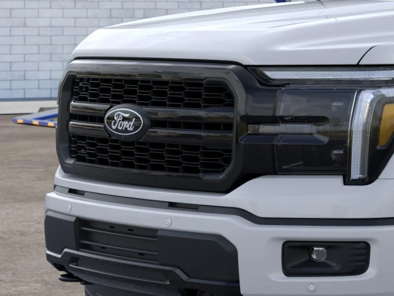 New 2026 Oxford White Ford Lariat® image 17