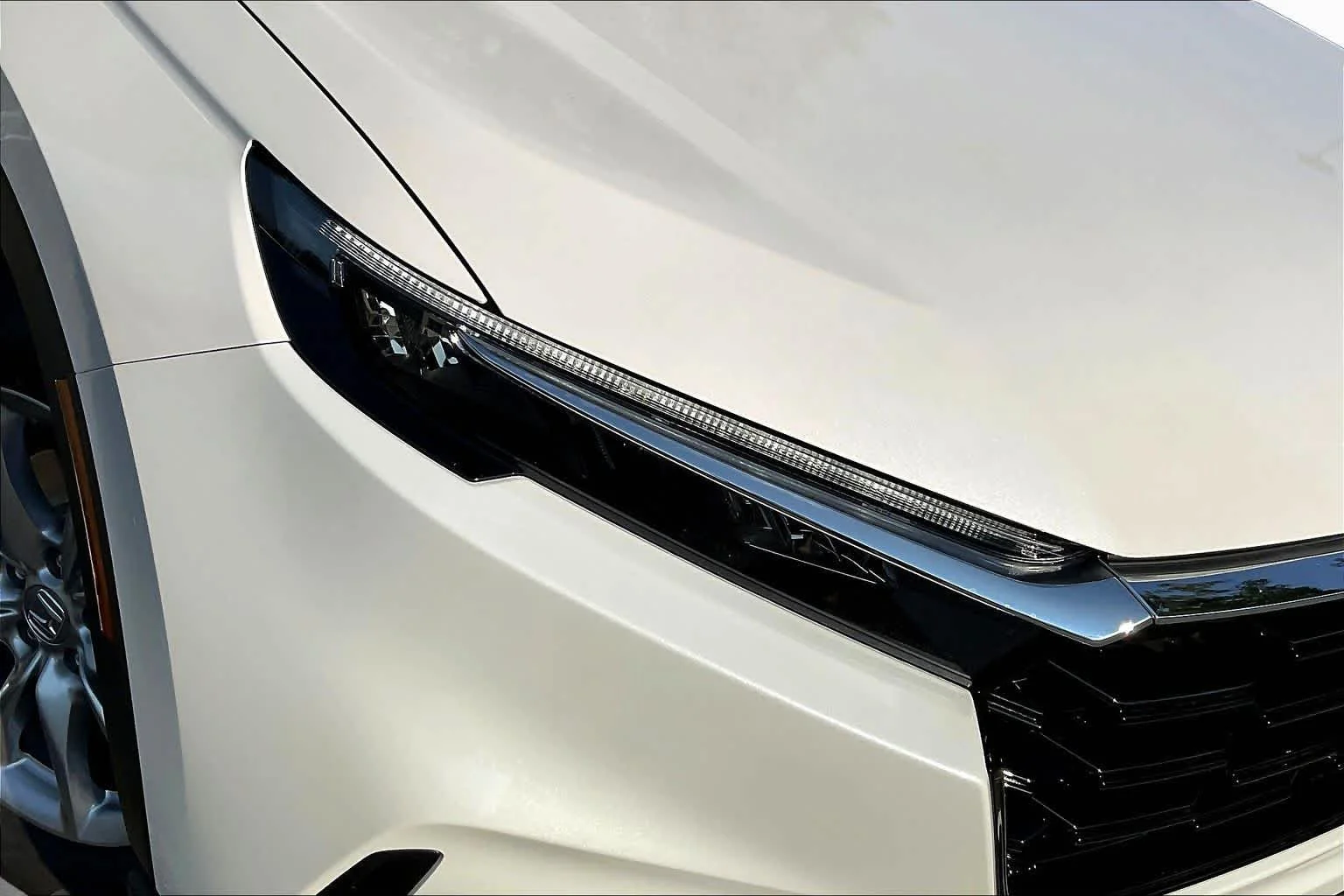 New 2026 Platinum White Pearl Honda EX image 13
