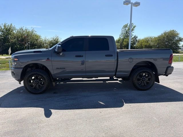 Used 2026 White Ram Big Horn image 4