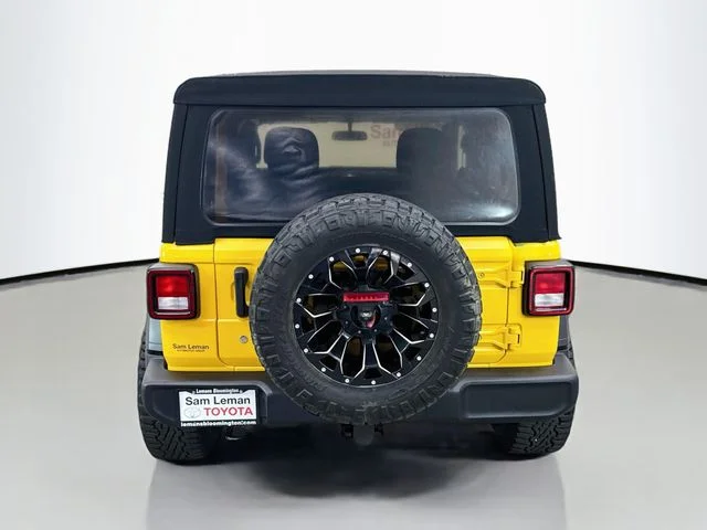 Used 2019 Yellow Jeep Sport S image 6