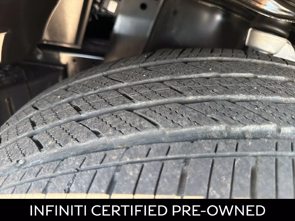 Certified Used 2025 Black Obsidian INFINITI LUXE image 17