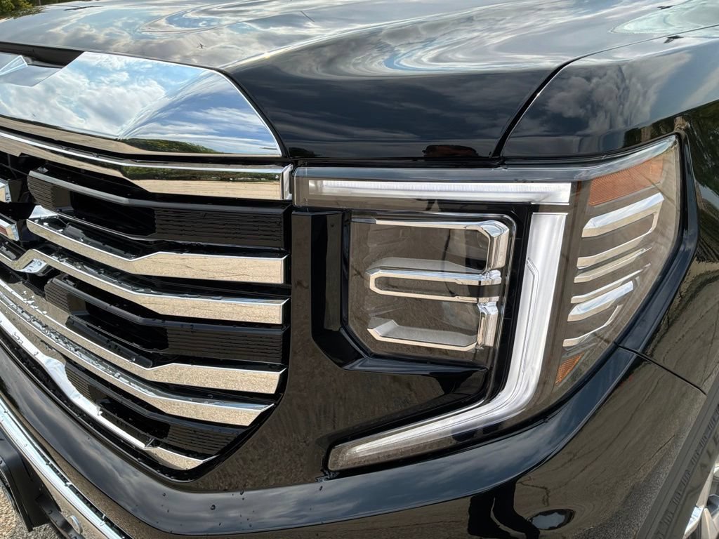 2026 GMC Sierra 1500 SLT - Photo 15