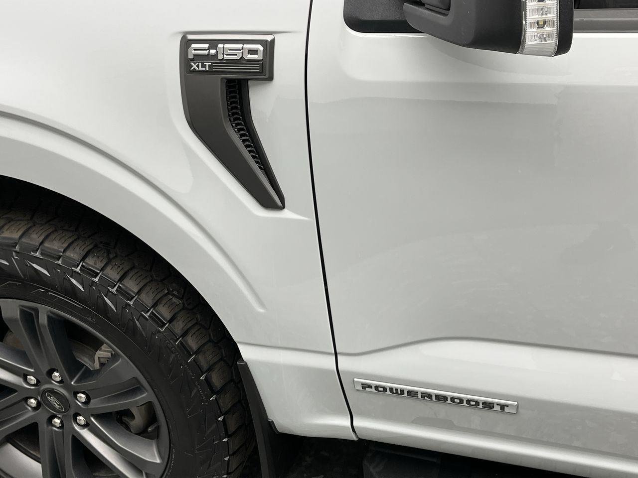 Used 2023 Avalanche Gray Ford XLT image 36