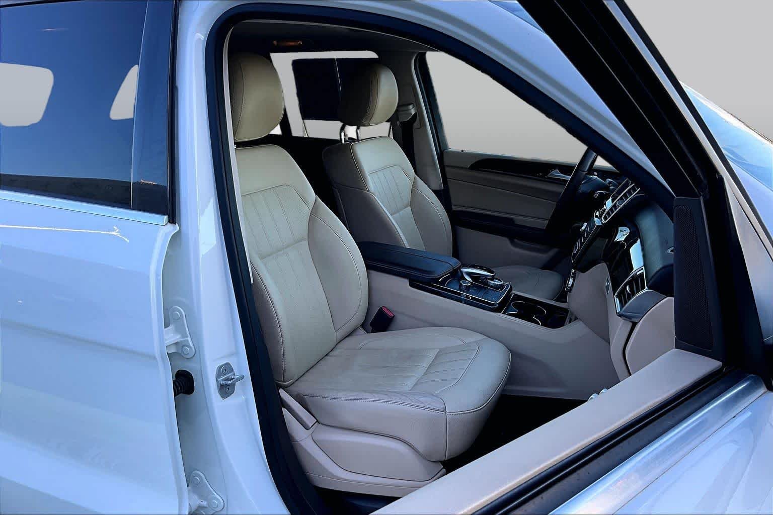 Used 2016 Polar White Mercedes-Benz GLE 350 image 9