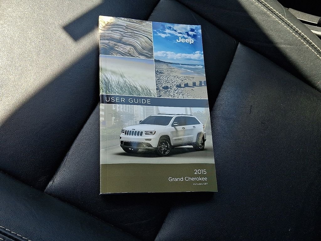 Used 2015 Silver Jeep Limited image 25