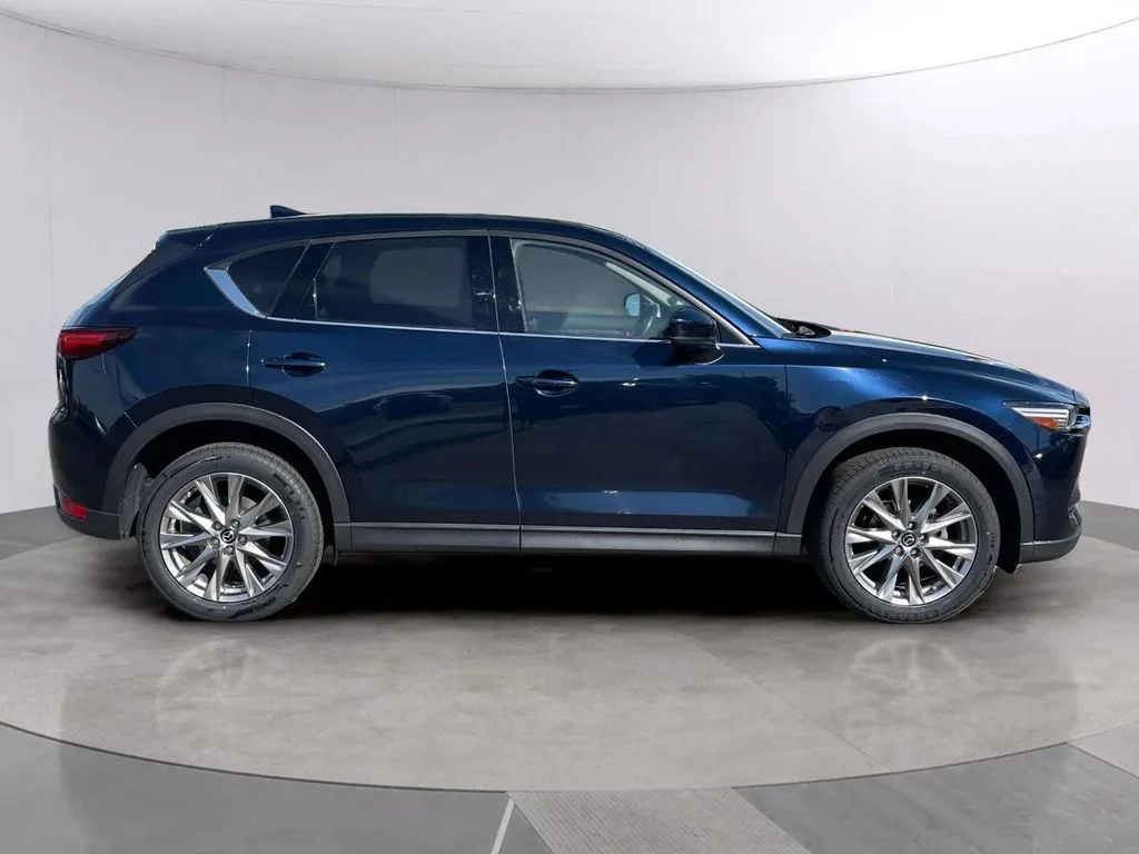 Used 2020 Deep Crystal Blue Mica Mazda Grand Touring image 6