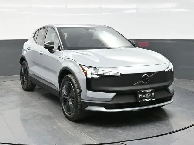 2026 Volvo EX30 Twin Motor Cross Country Ultra