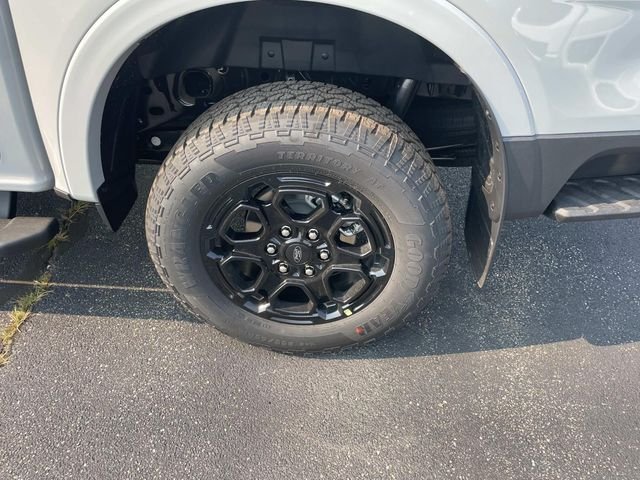 New 2026 Avalanche Ford XLT image 4