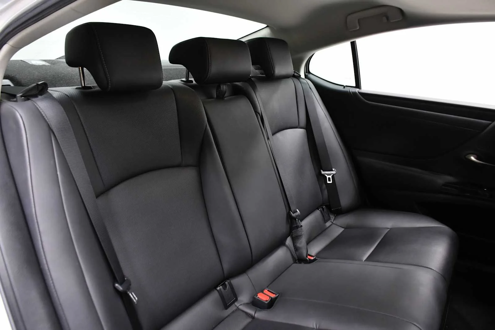 Certified Used 2024 EMINENT WHITE PEARL Lexus  image 23