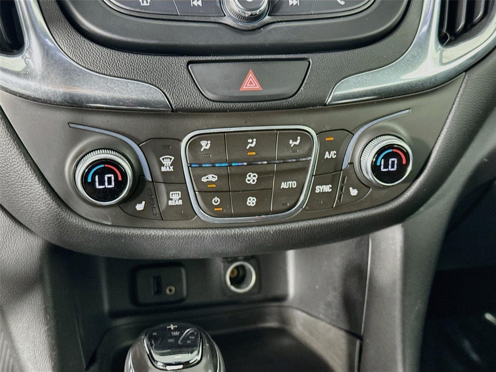 Used 2018 Summit White Chevrolet LT image 16