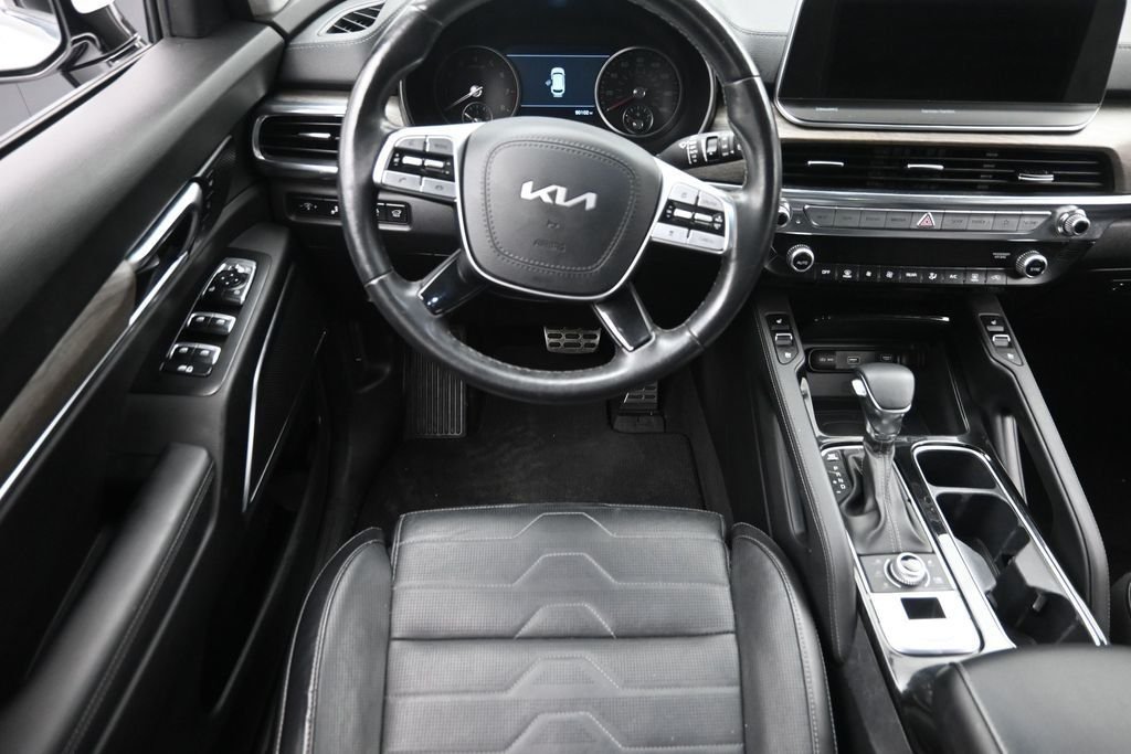 Used 2022 White Kia SX image 14