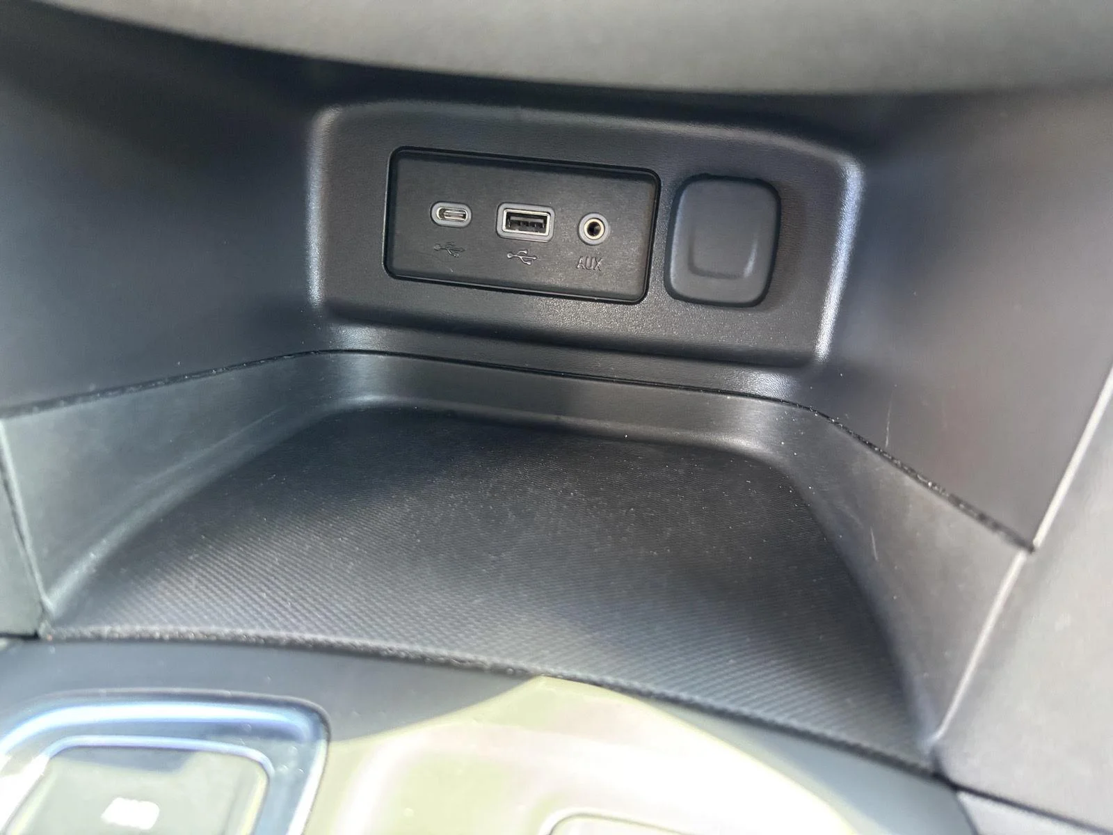 Used 2024 Riptide Blue Metallic Chevrolet LT image 27