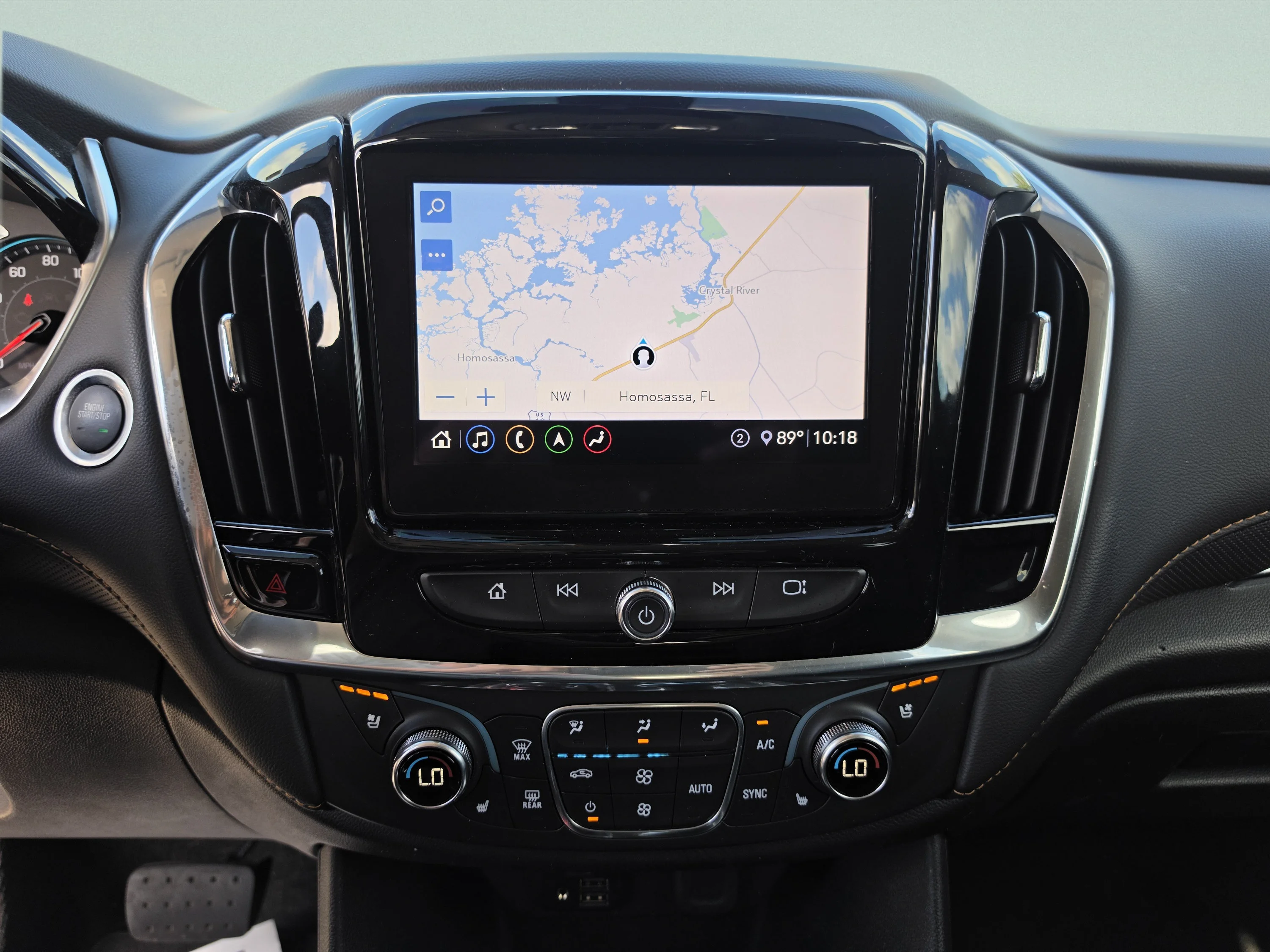 Used 2020 Silver Ice Metallic Chevrolet Premier image 29