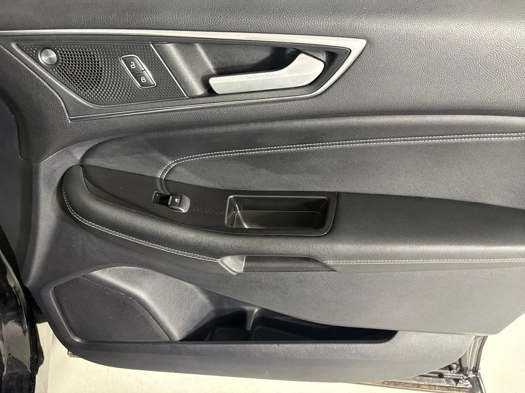 Used 2020 Black Ford Titanium image 12