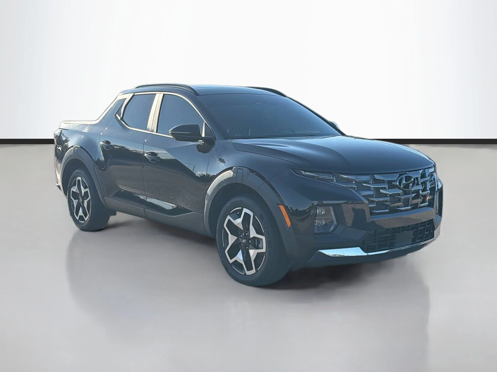 Used 2023 Phantom Black Hyundai Limited image 6