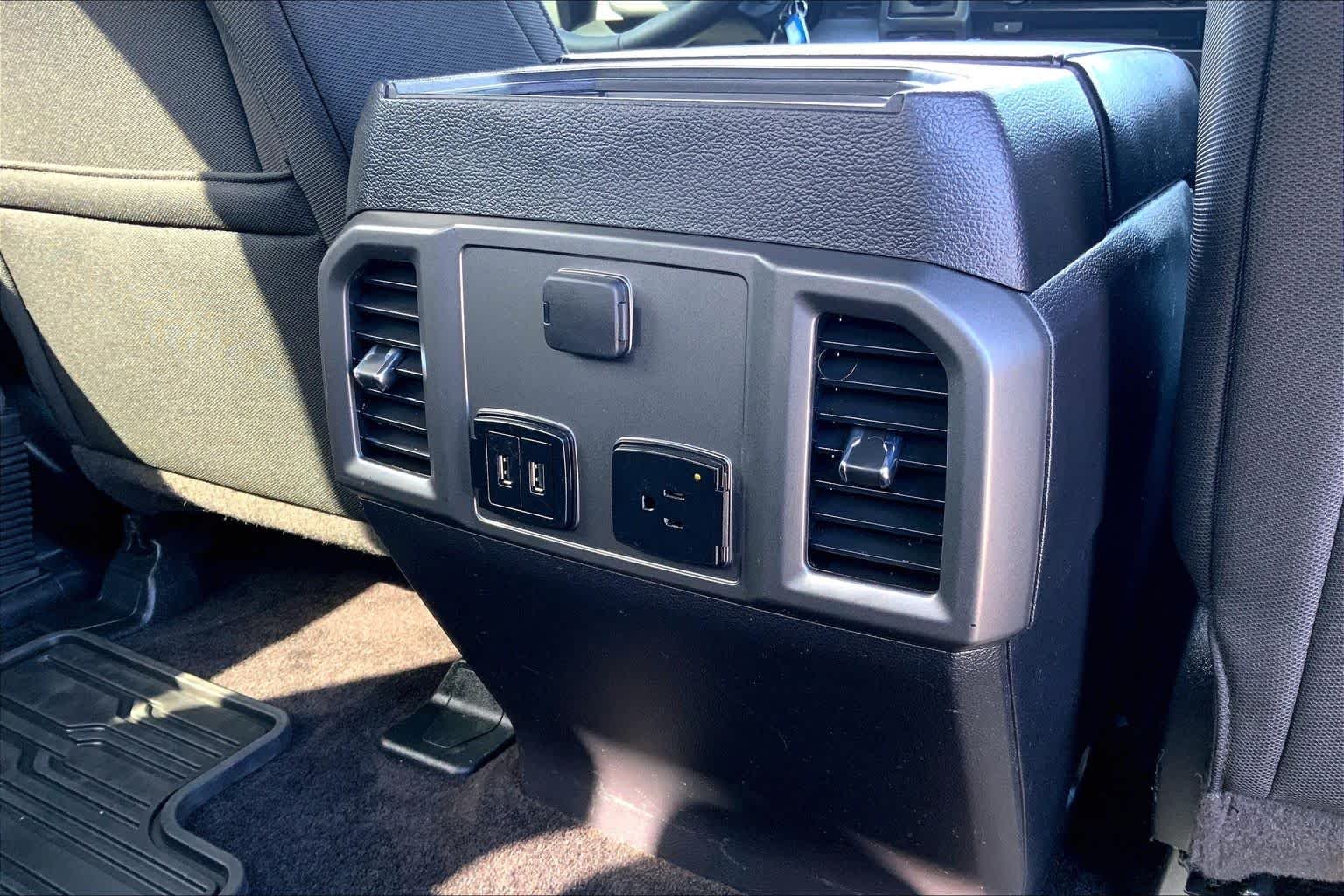 Used 2017 Shadow Black Ford XLT image 34