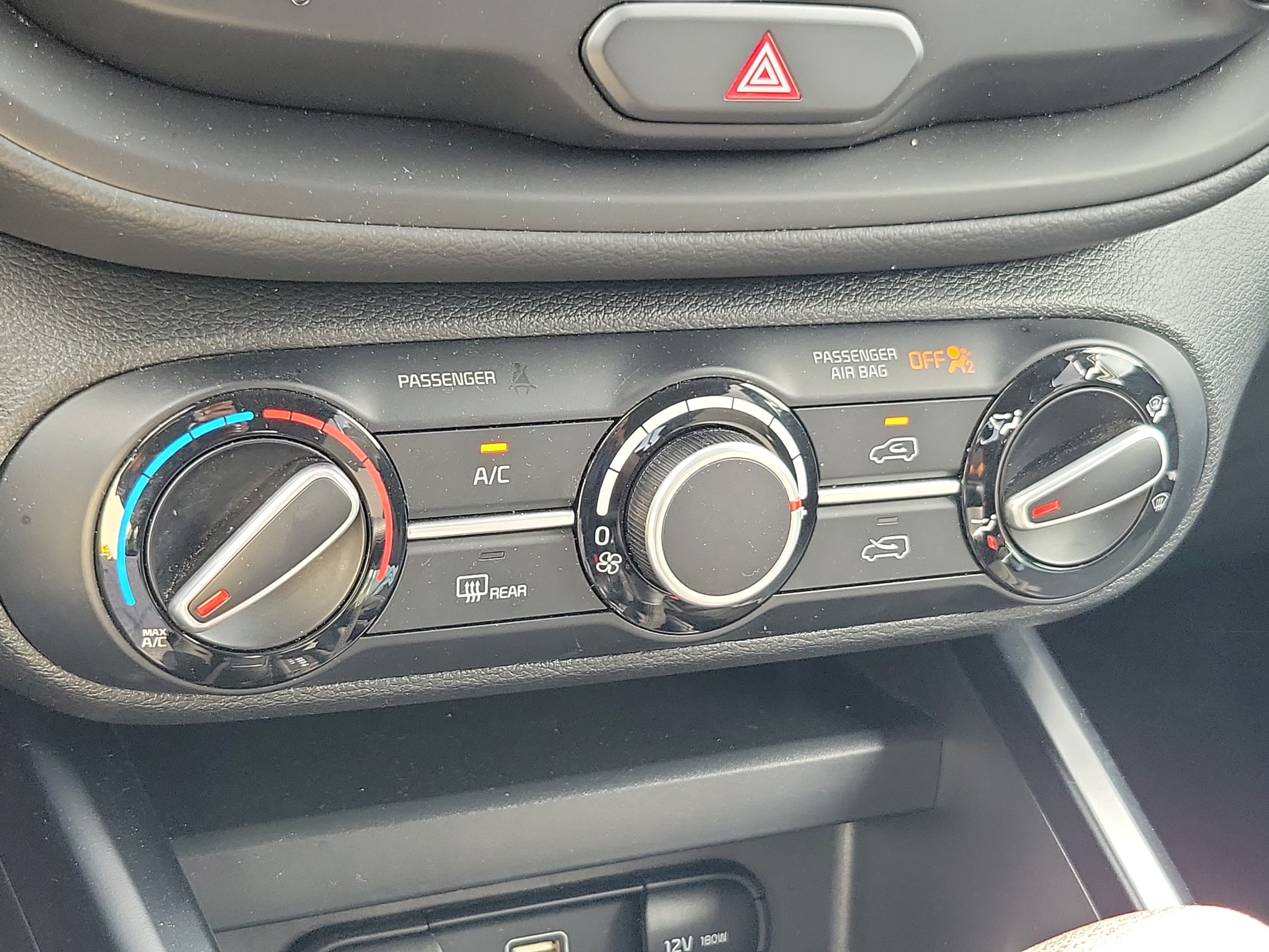 Used 2025 Gray Kia  image 28