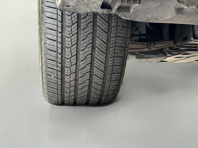 Used 2024 Black Sapphire Metallic BMW xDrive40i image 46