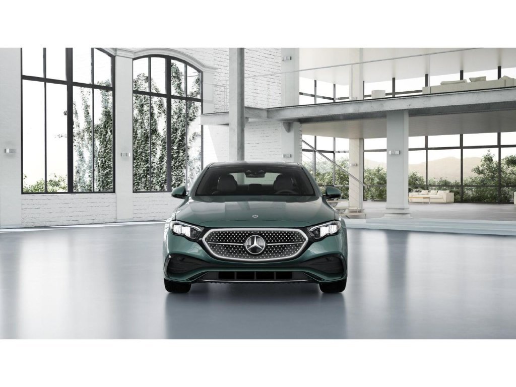 Certified Used 2026 Verde Silver Metallic Mercedes-Benz  image 7