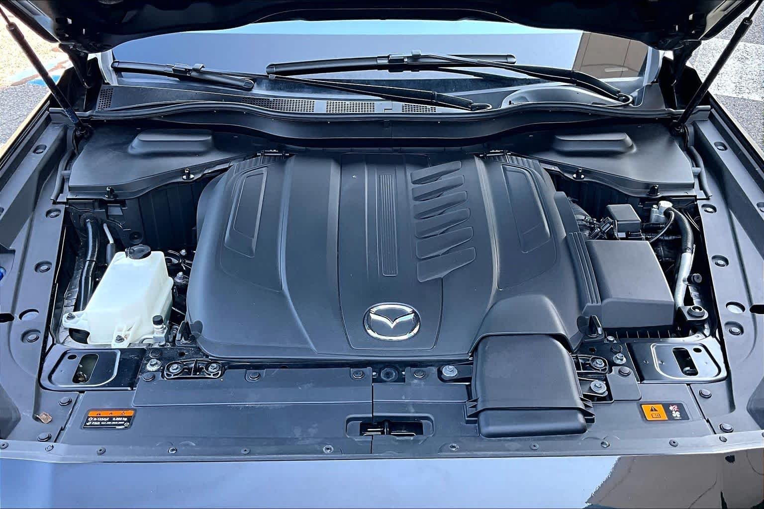 Used 2025 Jet Black Mica Mazda Preferred Package image 30