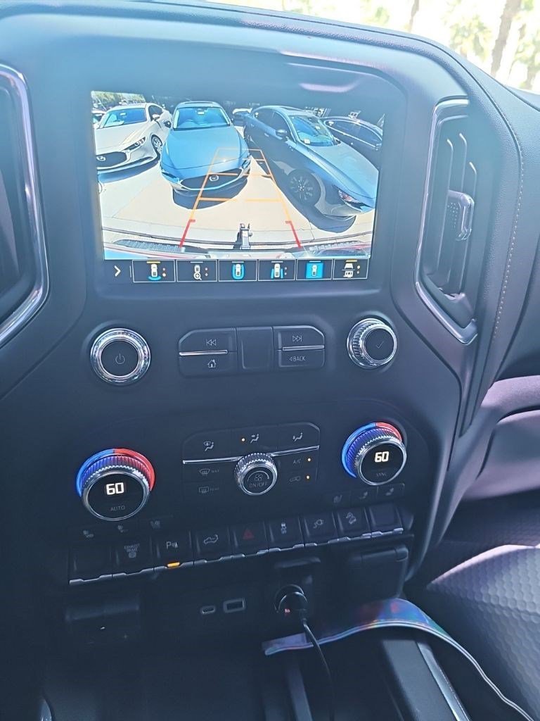 Used 2022 Onyx Black GMC AT4 image 9