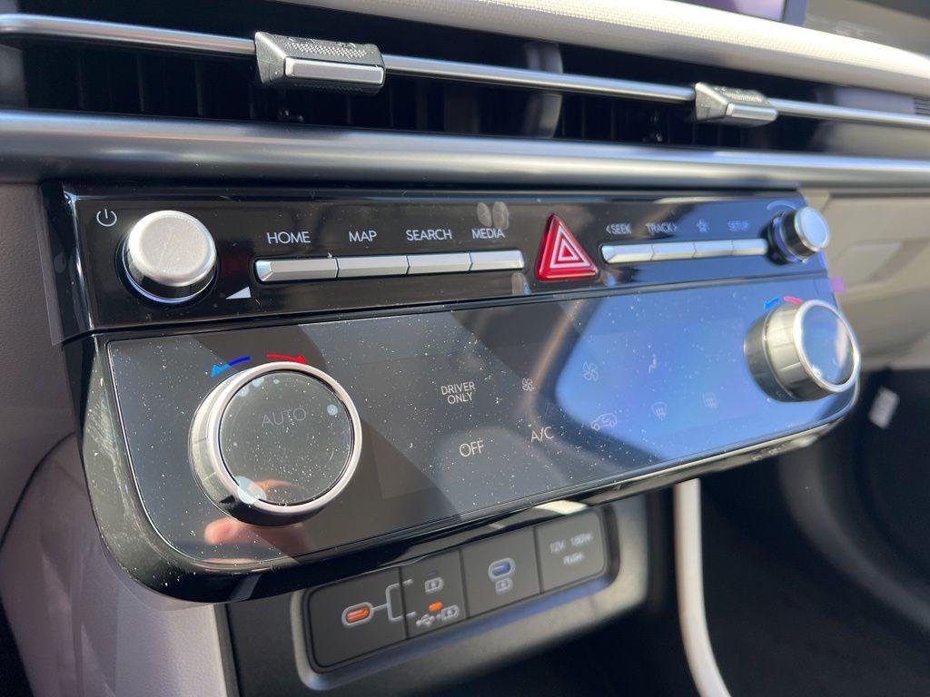 New 2026 Black Hyundai Blue image 20