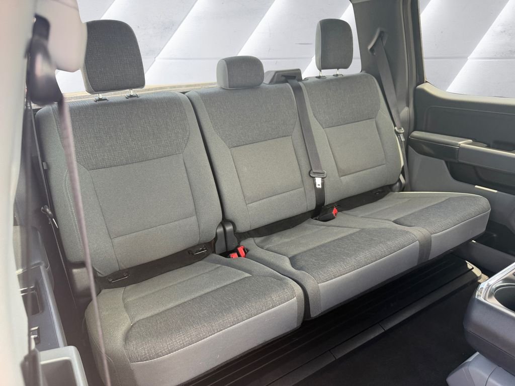 Used 2024 Black Ford XLT image 16