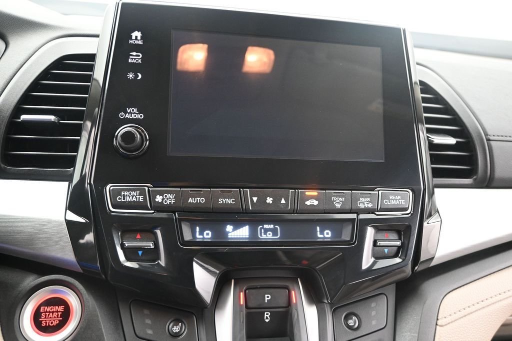 Used 2022  Honda EX image 18