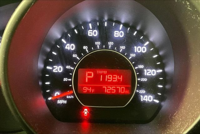 Used 2015 White Kia Plus image 6