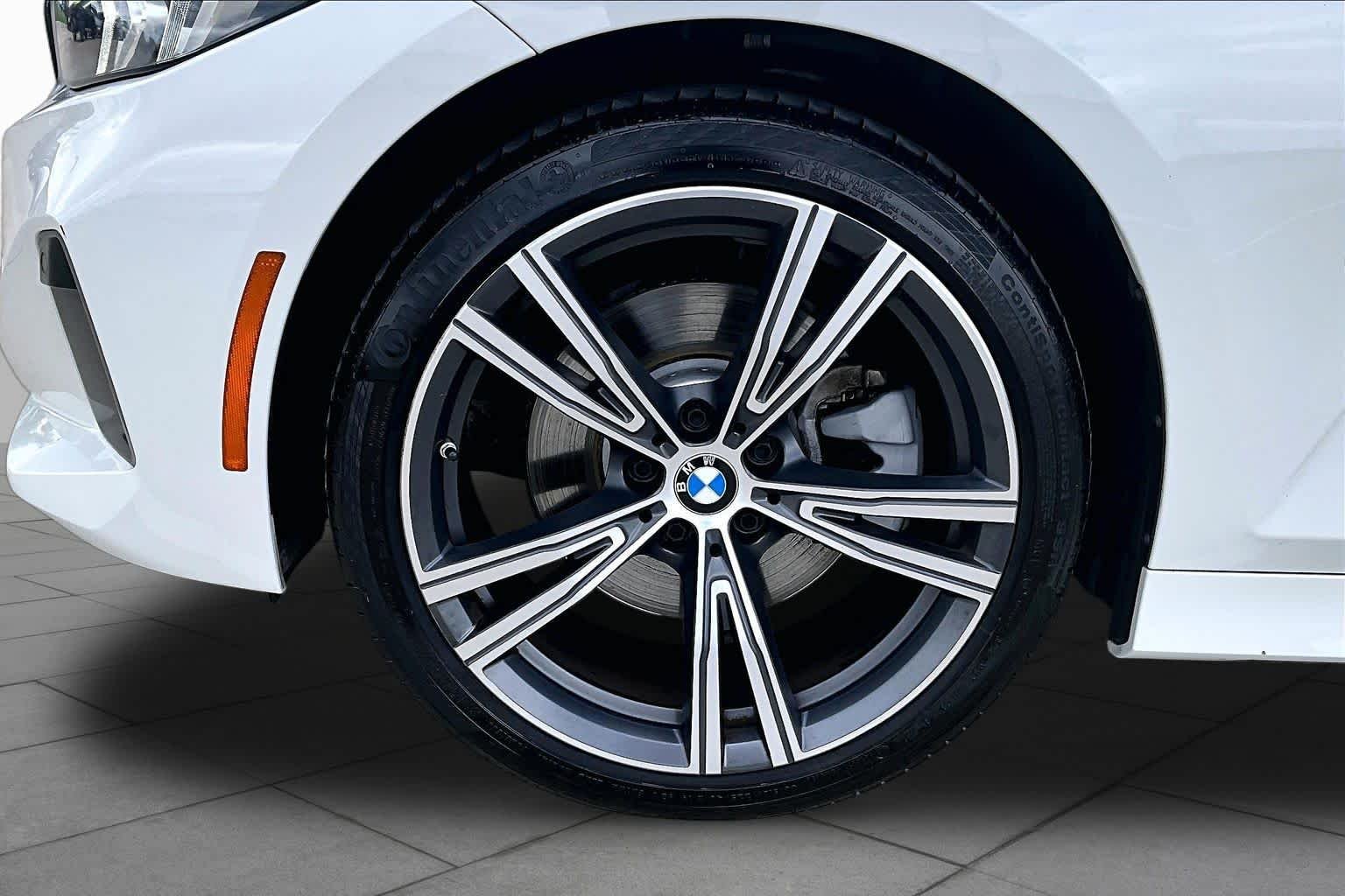 Used 2024 Alpine White BMW 330i image 10