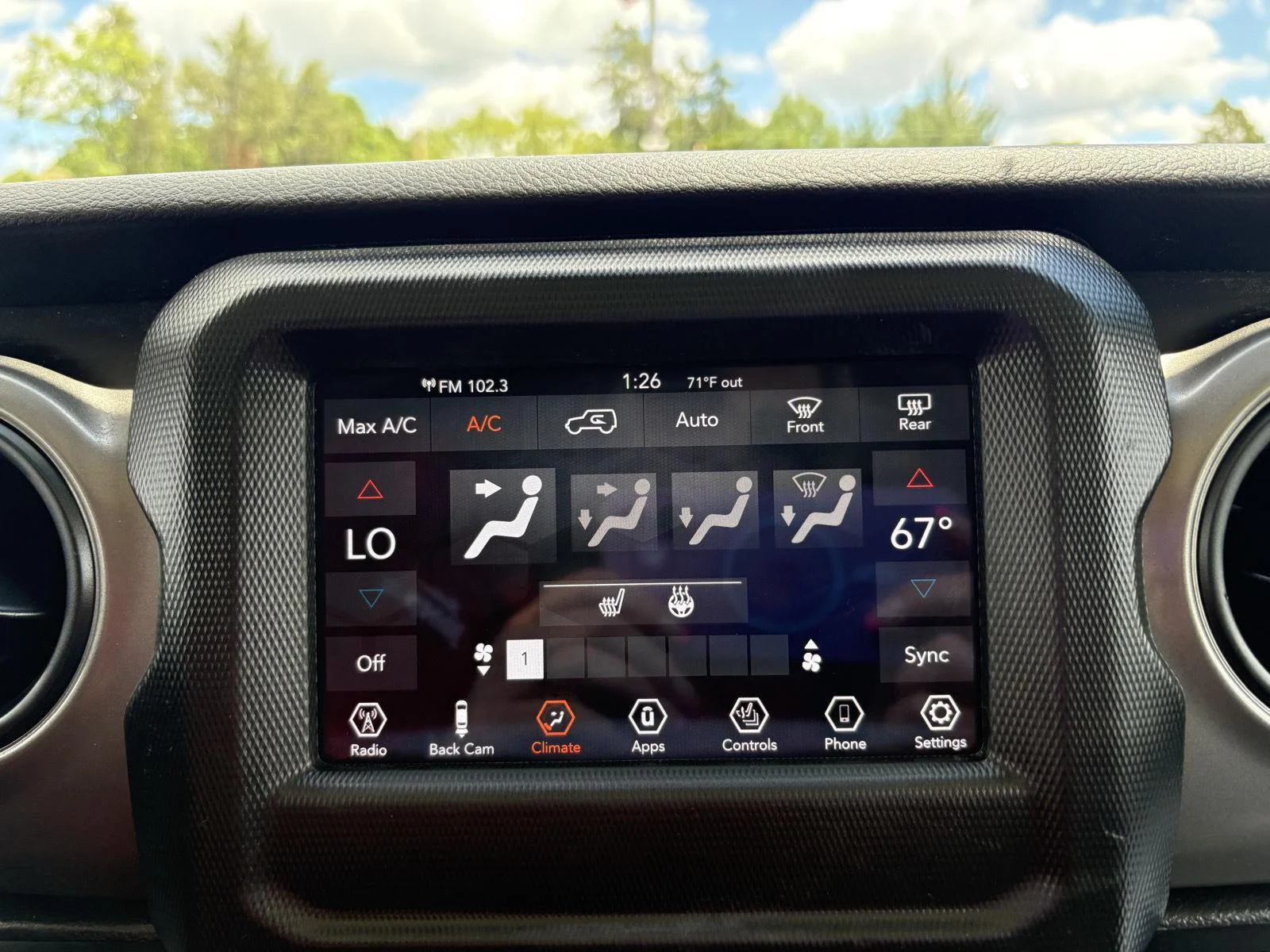 Used 2022 High Velocity Clearcoat Jeep Unlimited Sport S image 5