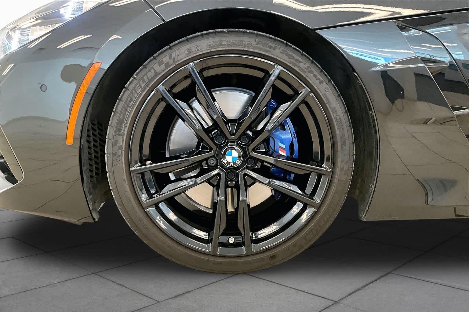 Used 2022 Black Sapphire Metallic BMW sDriveM40i image 10