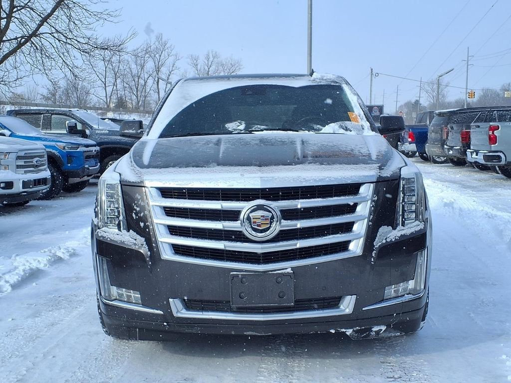 Used 2015 Cadillac Escalade Luxury with VIN 1GYS4BKJ8FR147289 for sale in Howell, MI