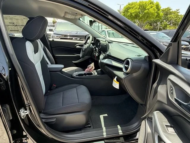2026 Chevrolet Trax LS - Photo 6