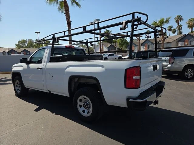 Used 2018 White GMC Base image 6