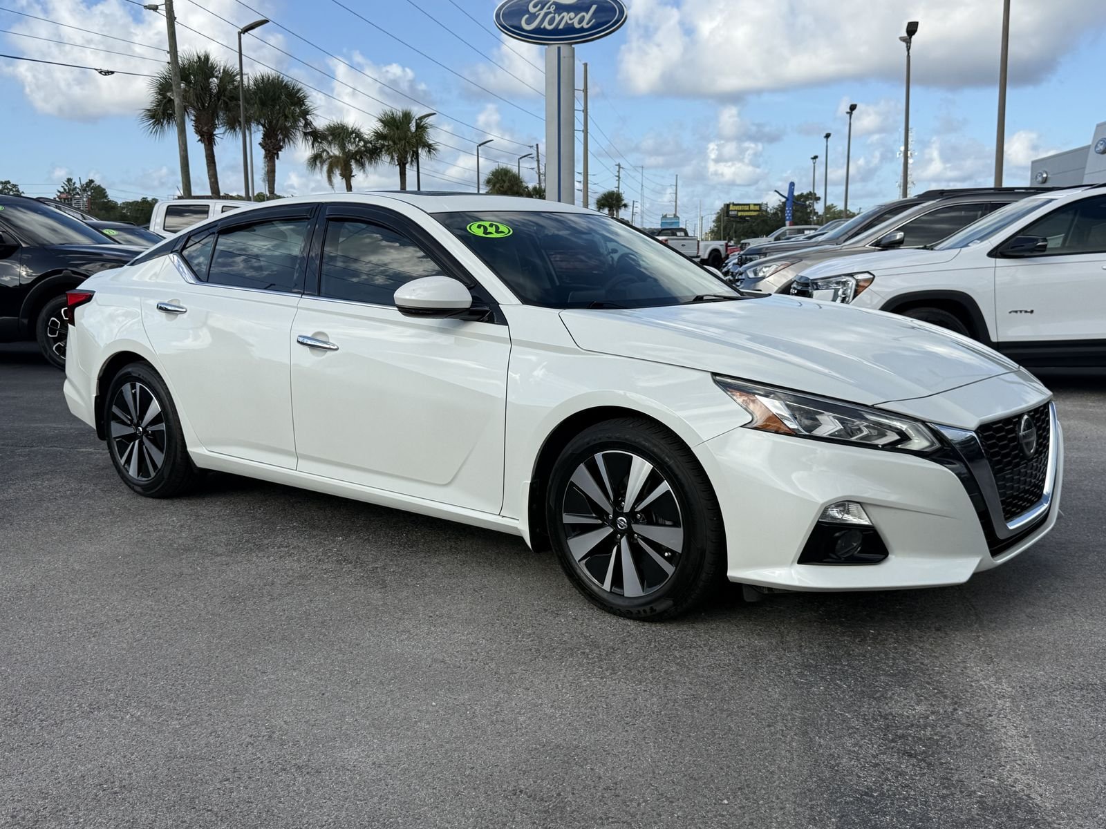 Used 2022 Nissan Altima SL with VIN 1N4BL4EV4NN402891 for sale in Spring Hill, FL