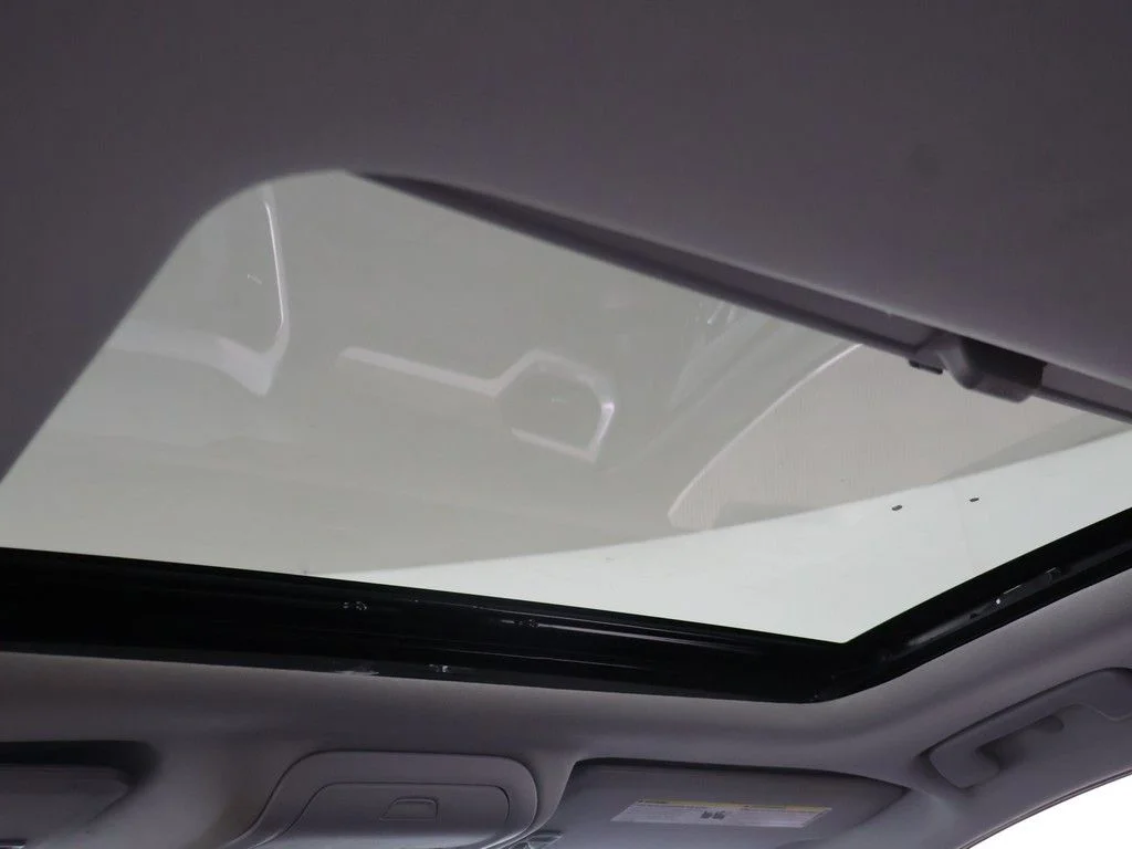 Used 2023 Black GMC SLE image 21