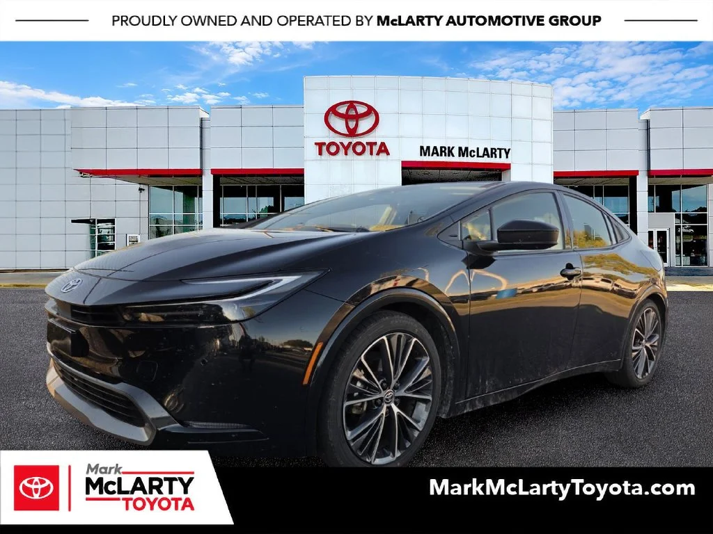 Used 2025 Black Toyota XLE image 1