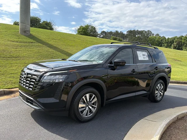 New 2026 Nissan Pathfinder SL