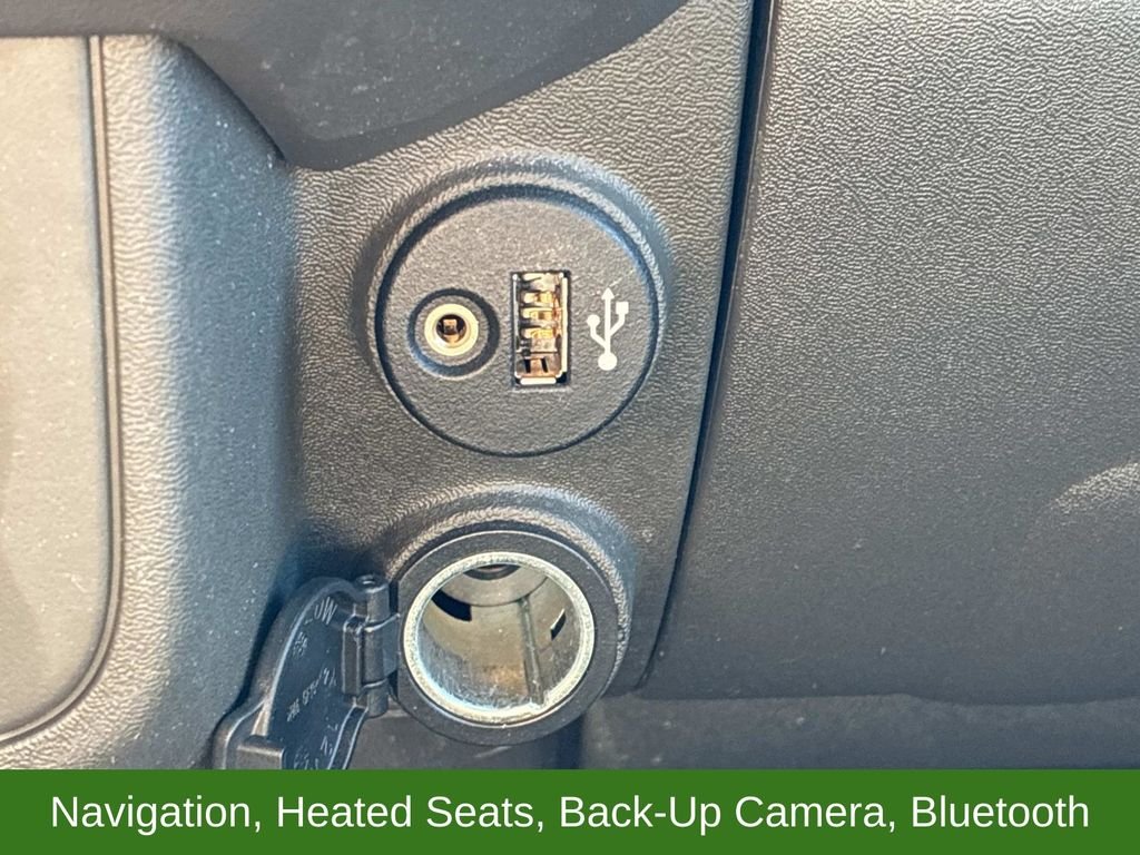 Used 2019 Silver Nissan PRO-4X image 31