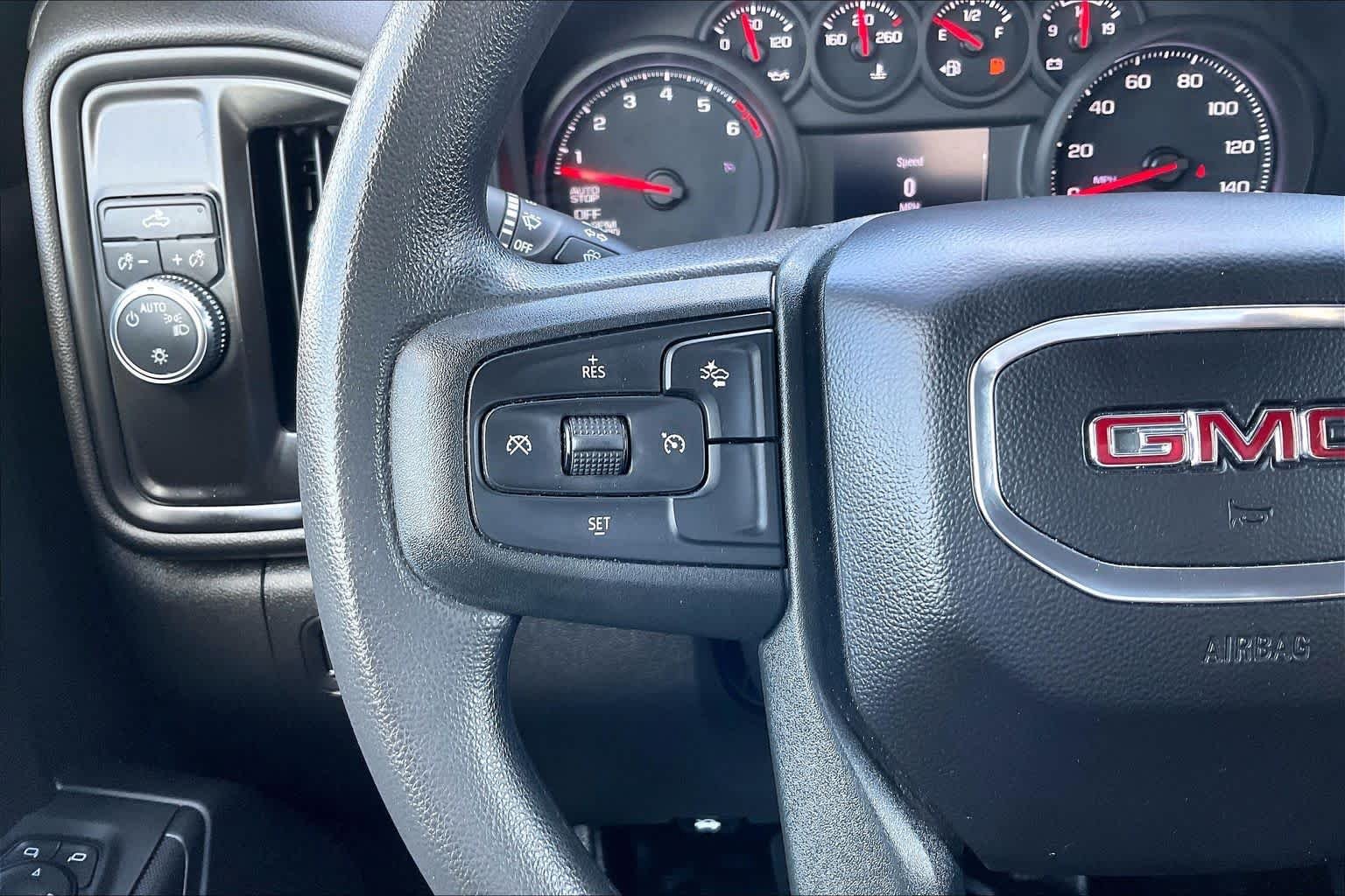 Used 2022 Summit White GMC Pro image 22