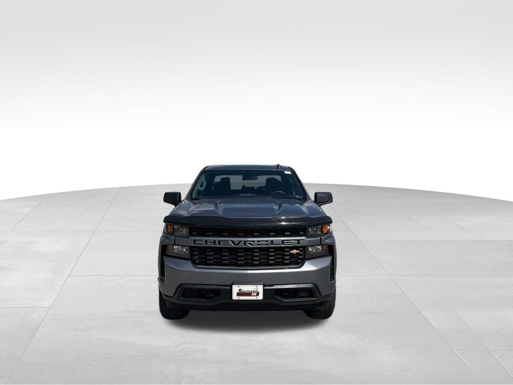 Used 2020 Gray Chevrolet Custom image 9
