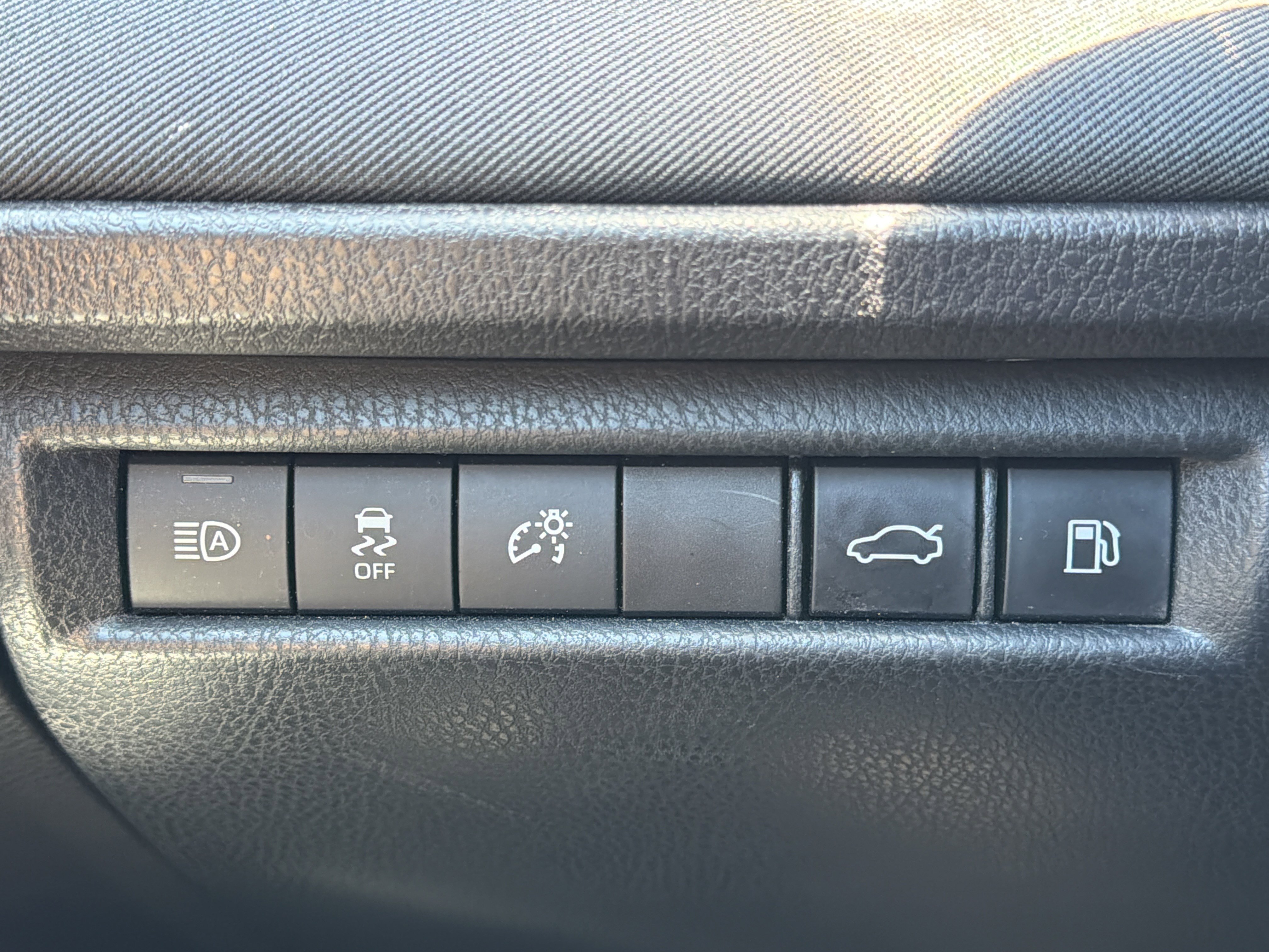 Used 2025 Celestial Silver Metallic Toyota LE image 14