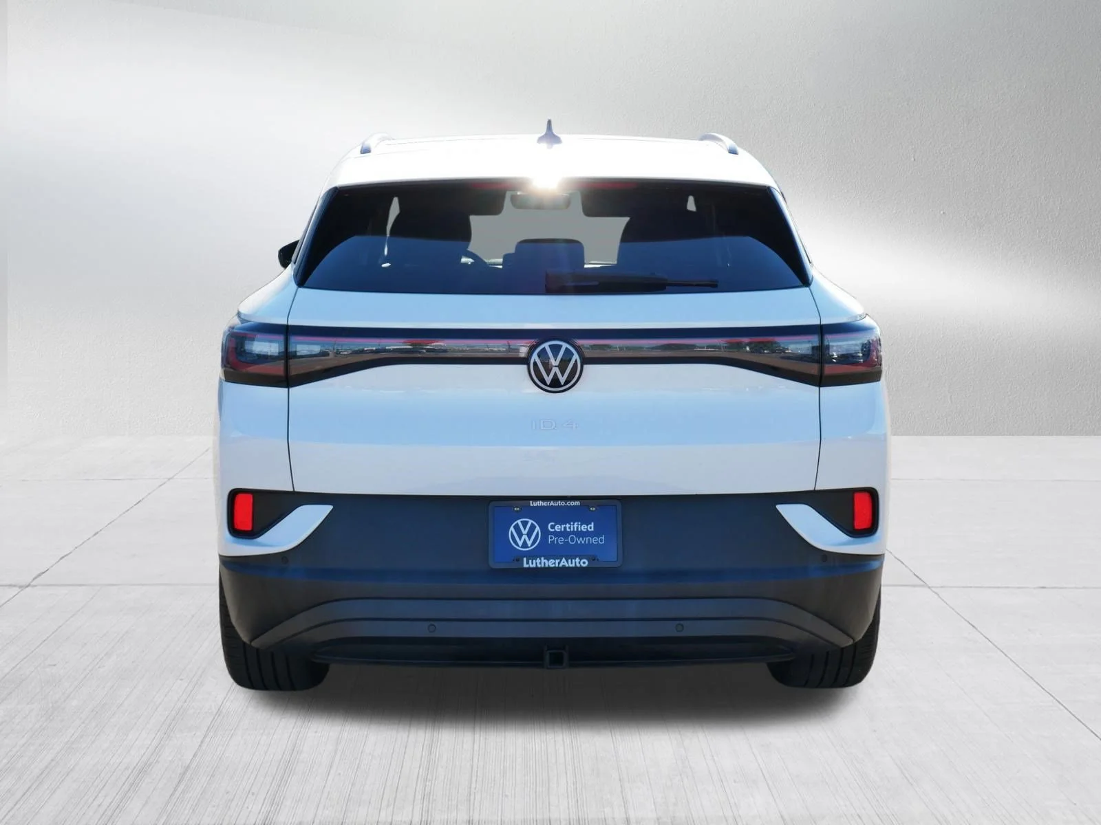 Certified Used 2023 Opal White Pearl Volkswagen Pro S image 4