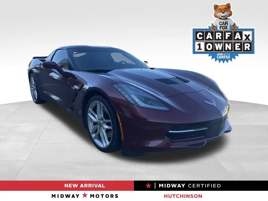 Used 2017 LONG BEACH RED METALLIC TINTCOAT Chevrolet Z51 1LT image 1