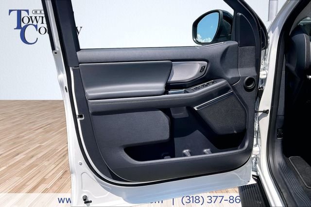 New 2027 Star White Metallic Tri-Coat Ford MAX Active image 19
